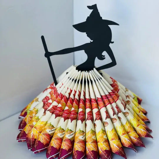 “Witch“ Napkin holder