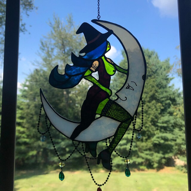 🌙Witch on Moon - Unique Stained Glass Halloween Home Decor✨