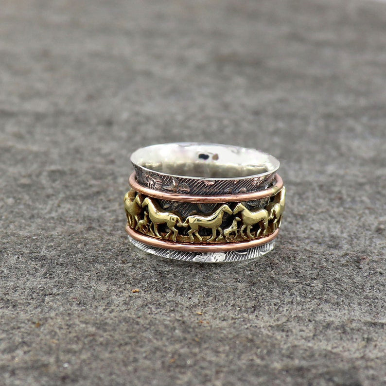 🔥Hot Sale-49% OFF — 🐎Horse Spinner Ring（Buy 2 Free Shipping）