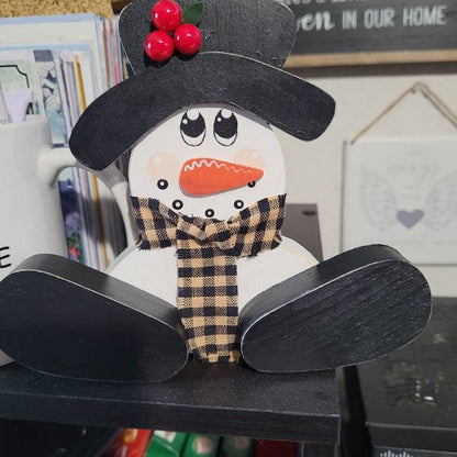 ☃️Winter Wood Sitting Snowman Vertical Pendant