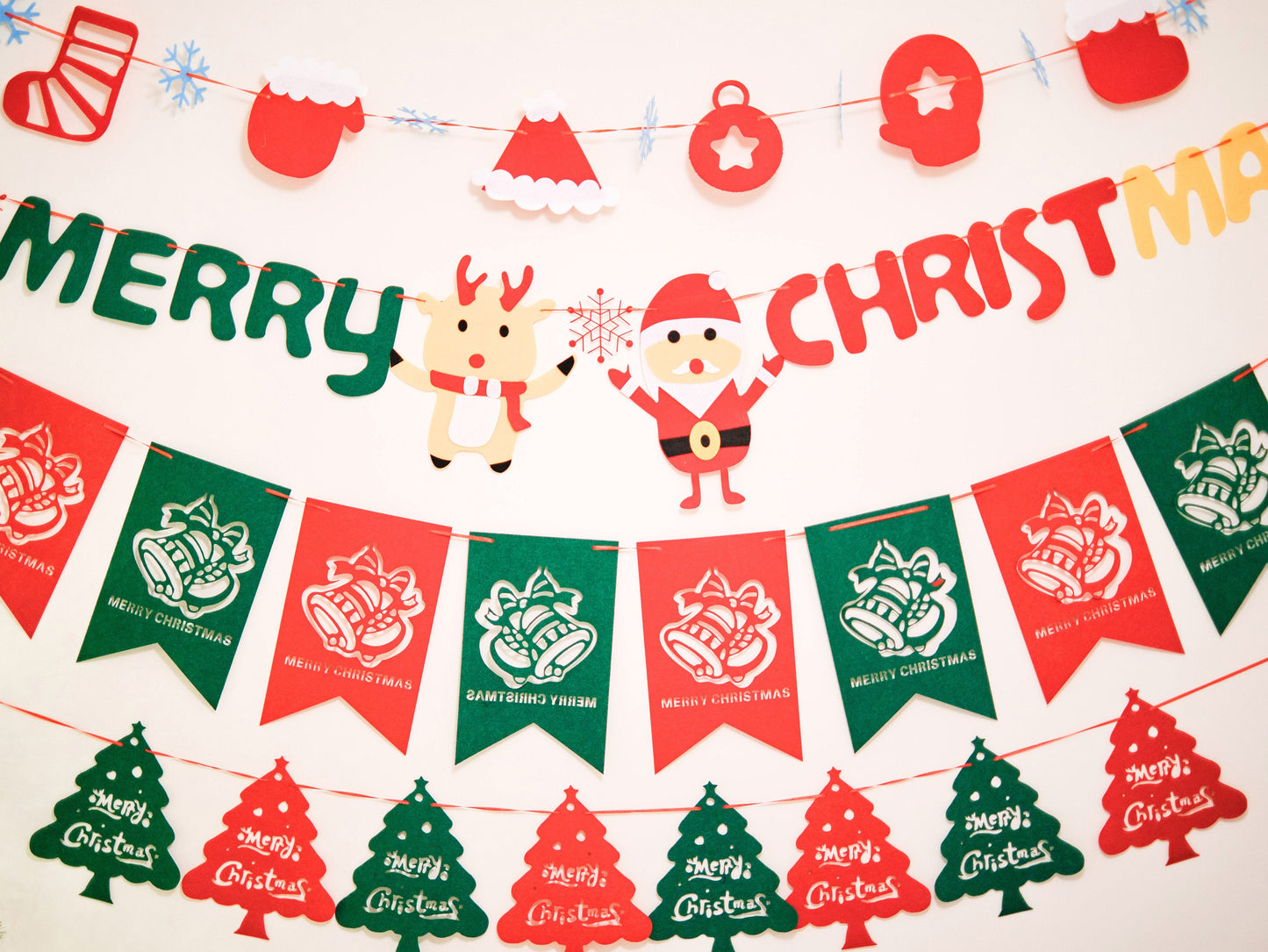 🎄Hot Sale 30% Off🎄 High-Quality Felt Christmas Wall Decoration Flags