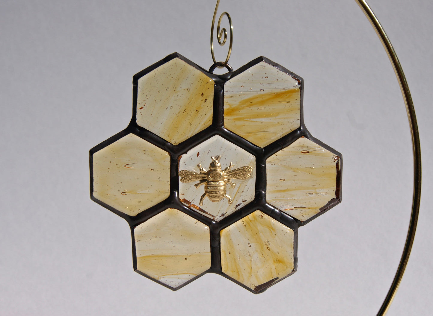 🐝 Stained Glass Bee Sun Catcher (Buy 2 Free Shipping)