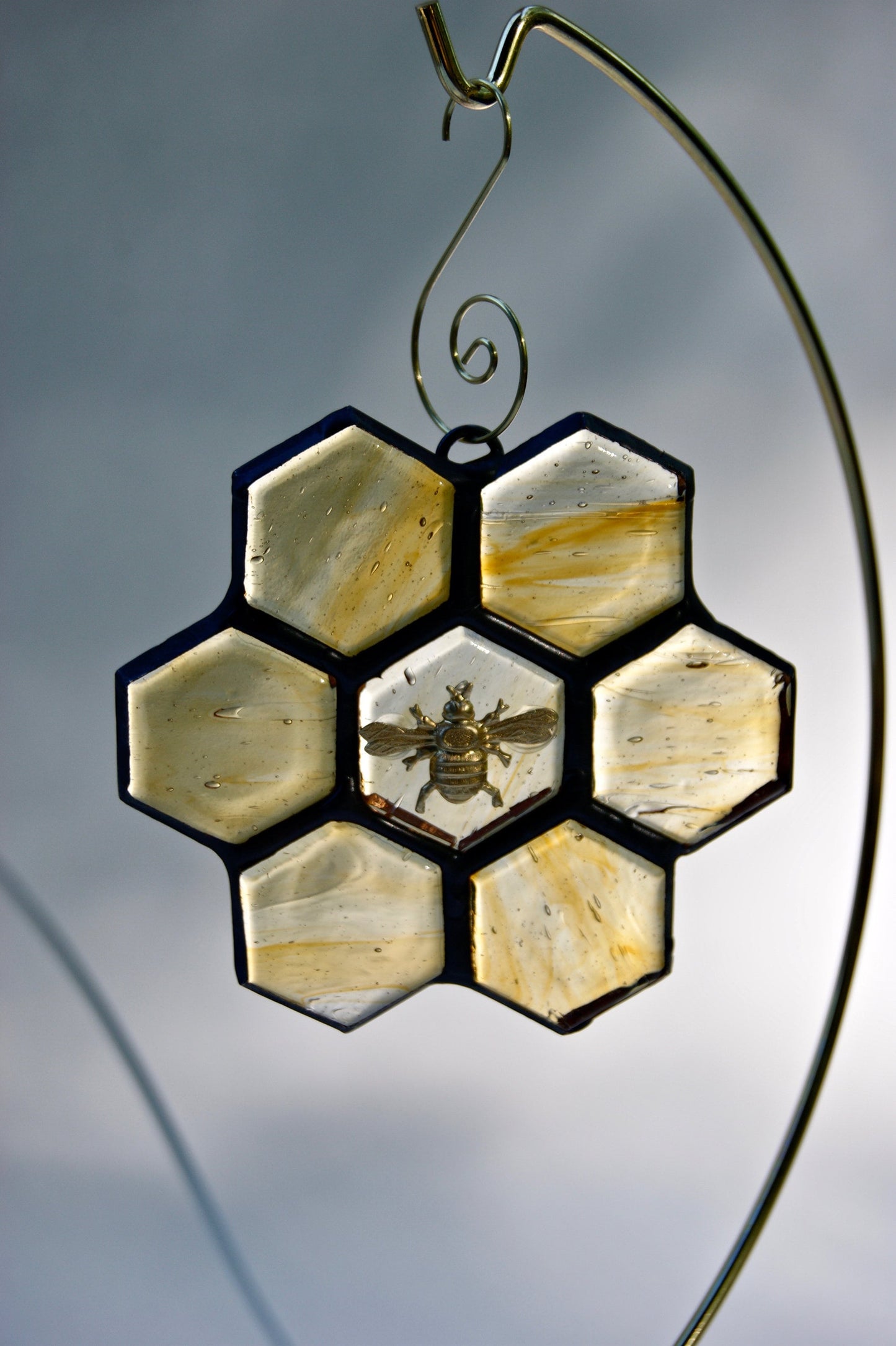 🐝 Stained Glass Bee Sun Catcher (Buy 2 Free Shipping)