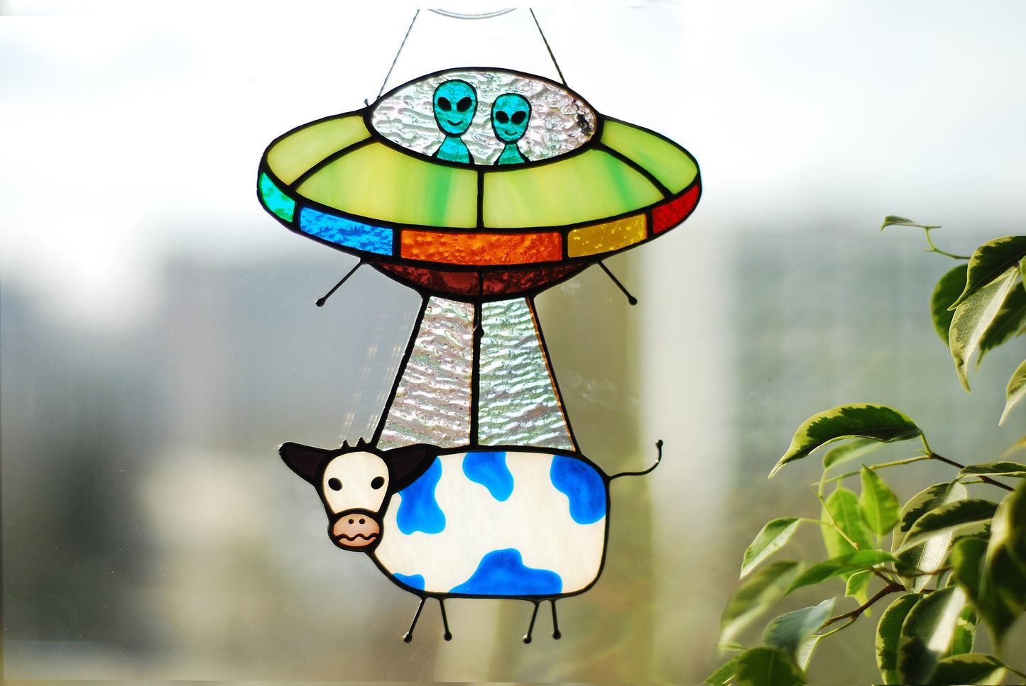 🛸UFO Abduction a Cow Stained Glass Suncatcher