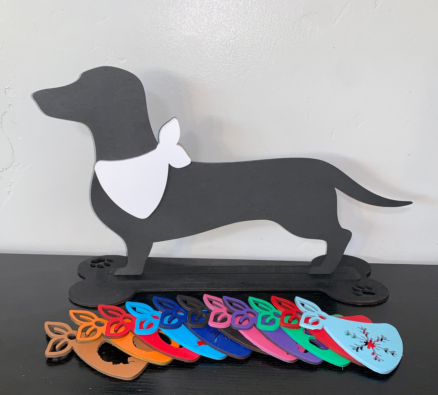 🐶Wood Dachshund Dog Silhouette