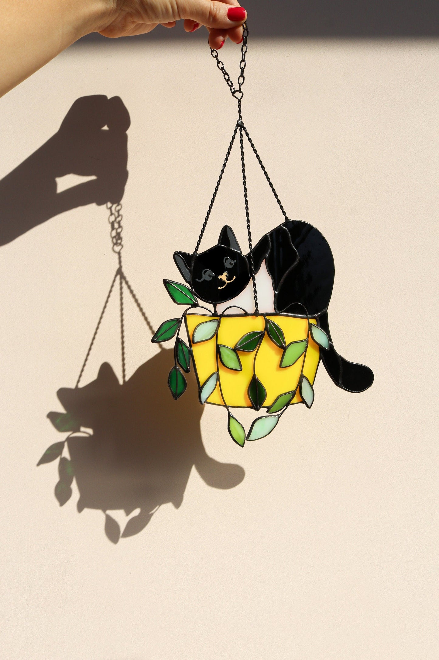 🔥HOT SALE 49% OFF - 🐱CAT IN A FLOWERPOT SUNCATCHER