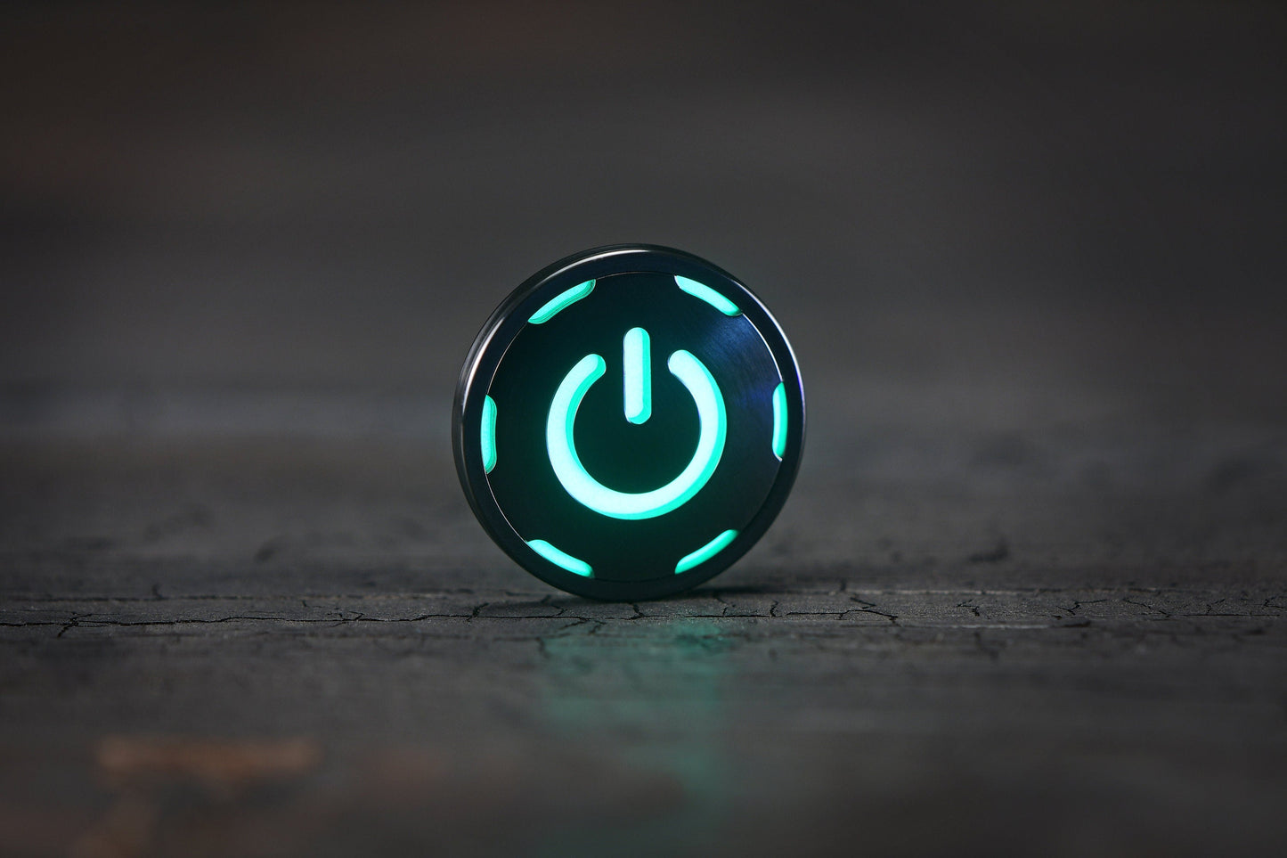 🔅 3-Piece Gambit Coin - Featuring Glow