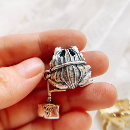 🐸Frog Warrior Necklace
