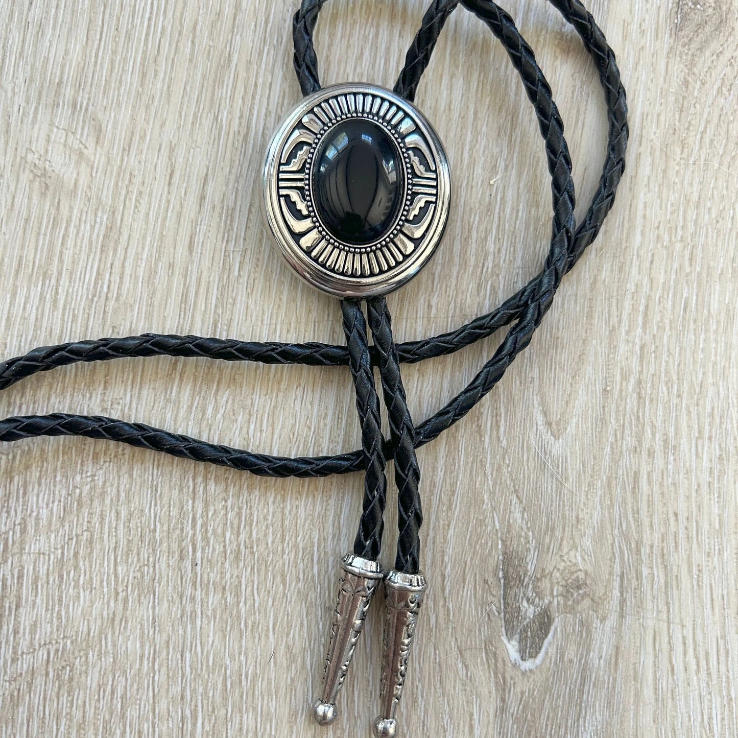 (🔥🔥Father's Day Hot Sale-49% OFF) - 🎁Handmade Bolo Tie-💥💥BUY 2 FREE SHIPPING