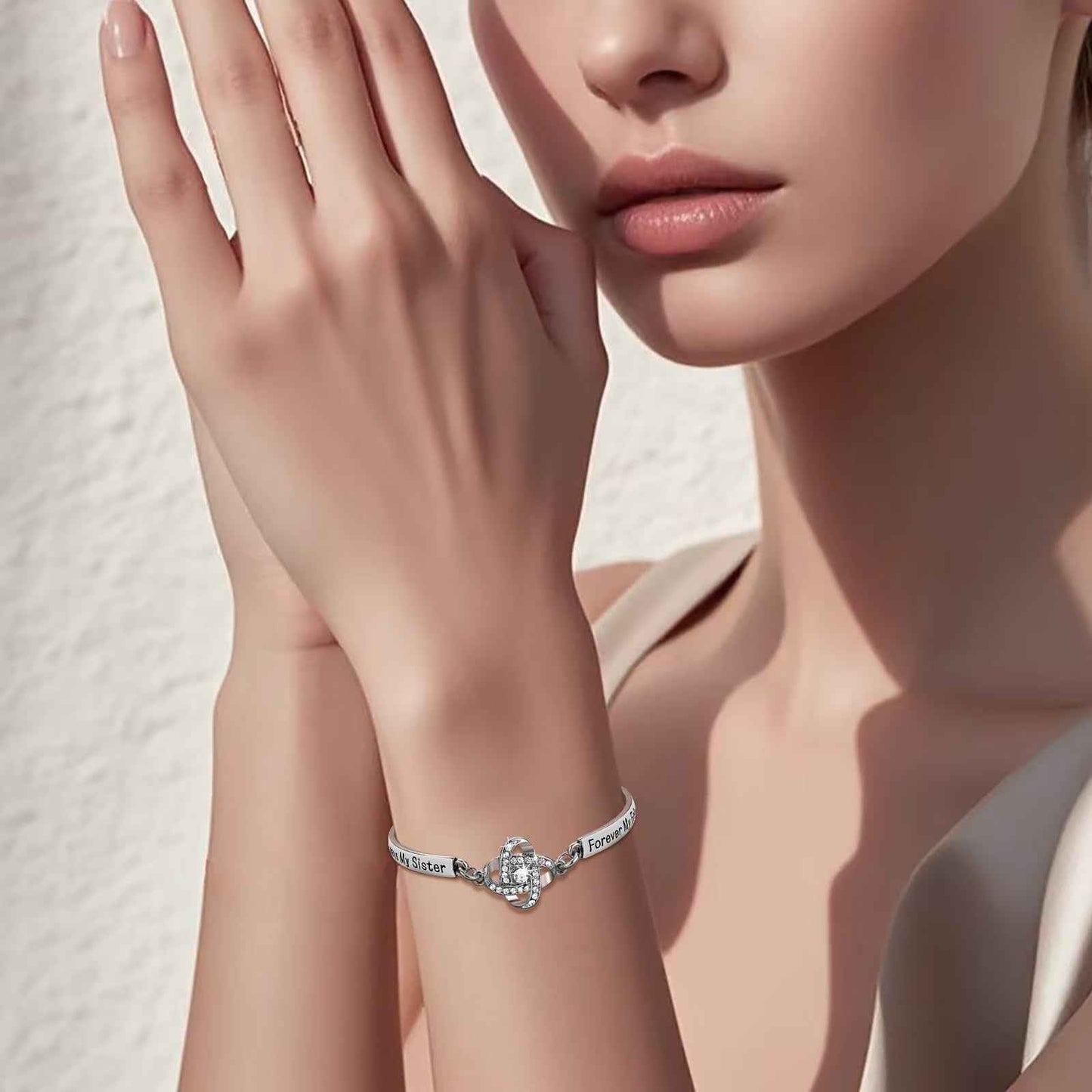 🍀The Lucky Four-Leaf Clover Bracelet A symbol of luck, love, and the bond between best friends.